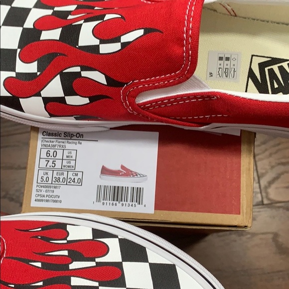 VANS CLASSIC SLIP-ON CHECKER FLAME Racing Red men’ - Picture 15 of 16